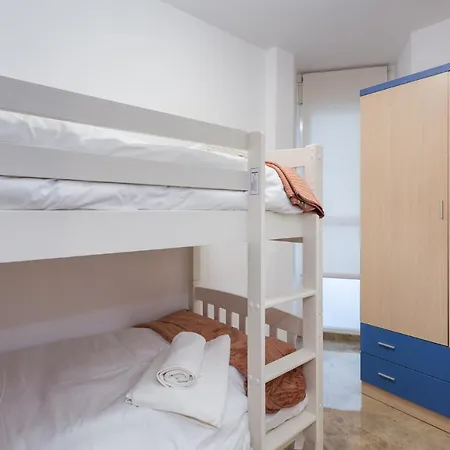 Piso Familiar Cerca Del Centro, Ac Y Wifi Gratis Apartment Valencia Exterior photo