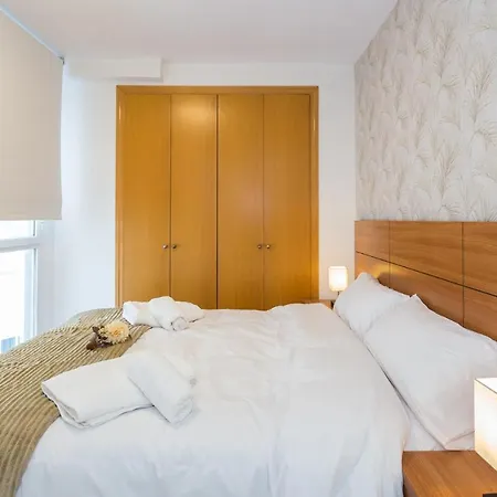 Piso Familiar Cerca Del Centro, Ac Y Wifi Gratis Apartment Valencia Exterior photo