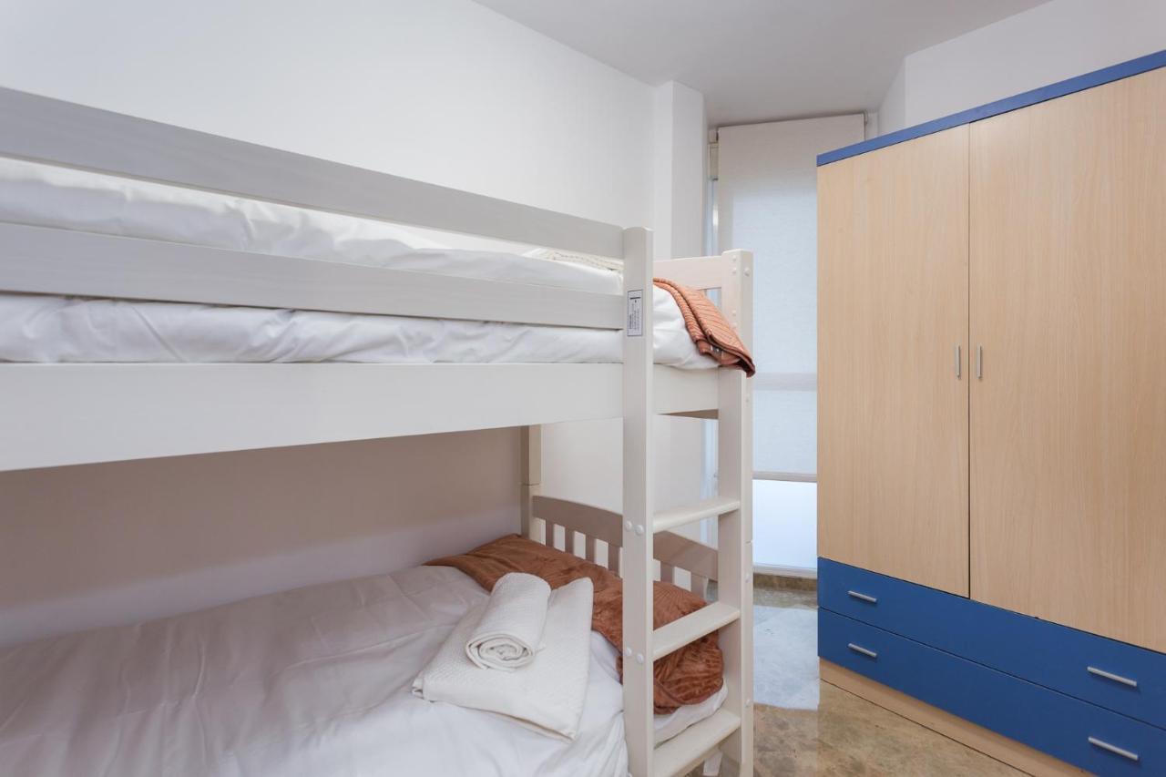 Piso Familiar Cerca Del Centro, Ac Y Wifi Gratis * Valence