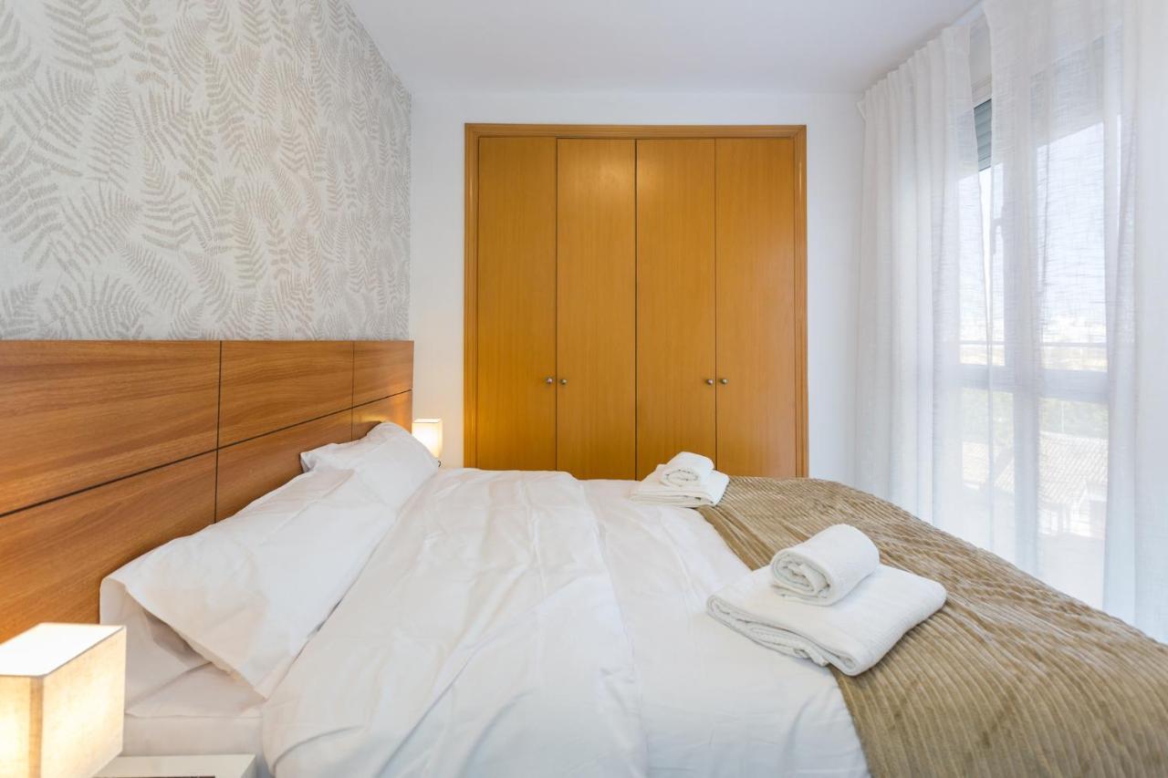 Piso Familiar Cerca Del Centro, Ac Y Wifi Gratis * Valence